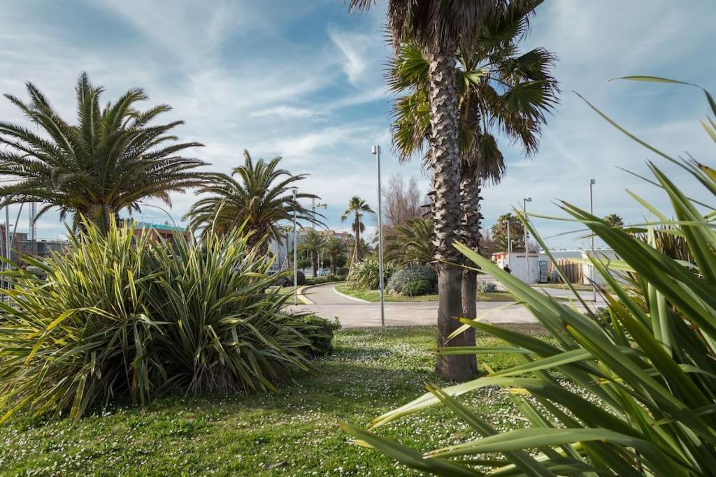 Retroscena Appartamento Mare In Centro Civitanova Marche Exterior photo